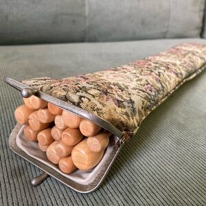 Vintage Floral Needle Case with Bamboo Knitting Needles